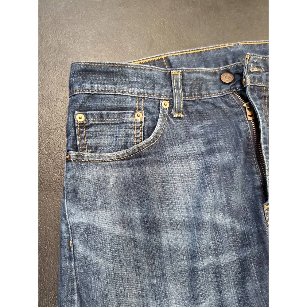 LEVI'S 505 BLUE DENIM STRAIGHT MEN'S SIZE 33 x 32   EUC